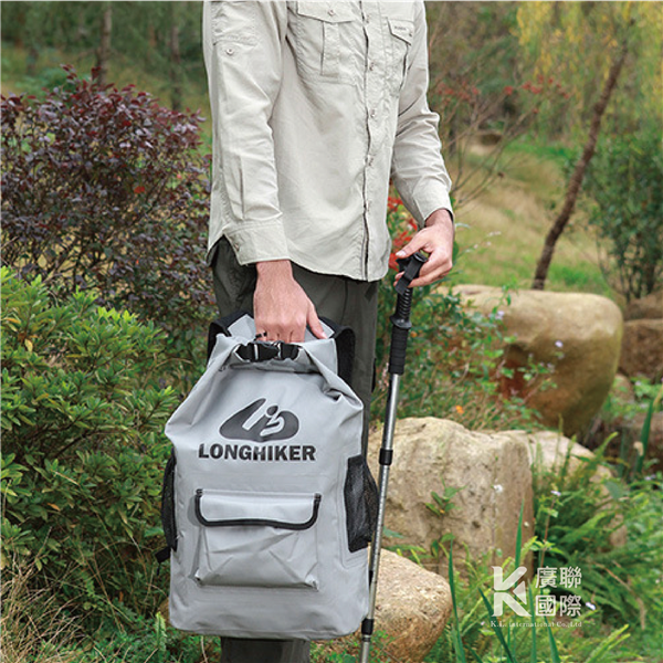 【客製化】防水後背包