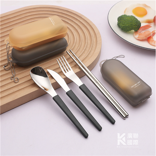 【客製化】不銹鋼餐具四件組