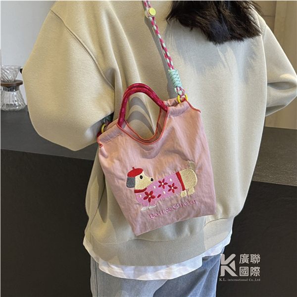 【客製化】刺繡防水布包